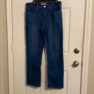 Levi’s 314 Shaping Straight 18W